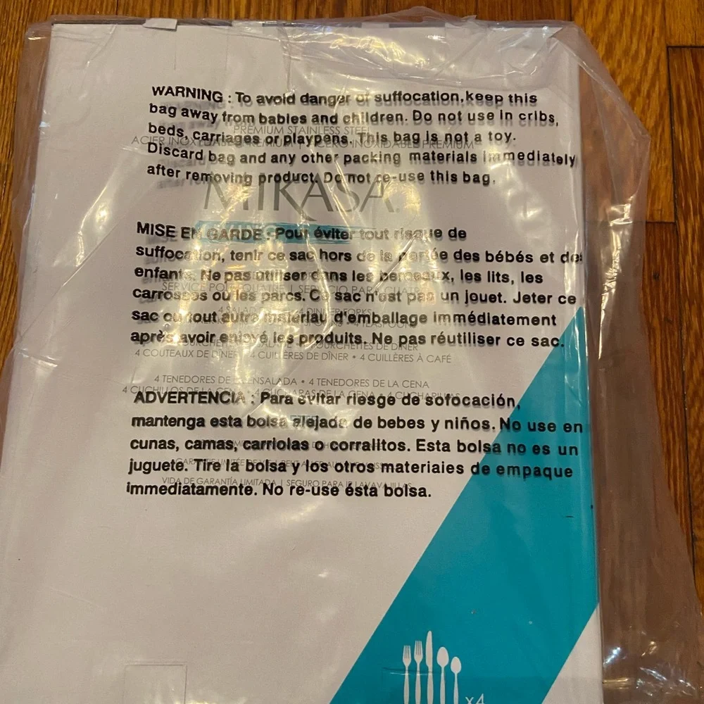 Mikasa Living new 20 piece premium stainless steel cutlery. Never opened.
